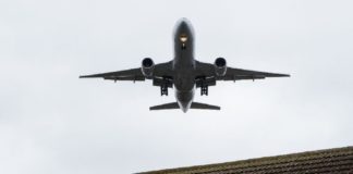 Ποιες αεροπορικές προστέθηκαν στη «μαύρη λίστα» της Κομισιόν