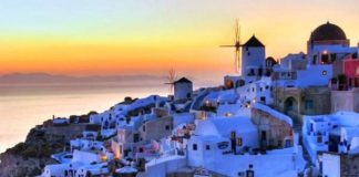 Frankfurter Allgemeine Zeitung: Νικήτρια η Ελλάδα για τη φετινή τουριστική χρονιά