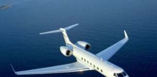 Σοκ για τη Τζένιφερ Λόρενς εν ώρα πτήσης!