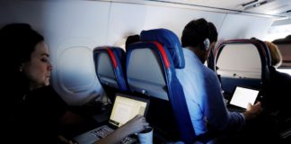 ΗΠΑ: Έληξε η απαγόρευση μεταφοράς υπολογιστών σε πτήσεις από Μ. Ανατολή