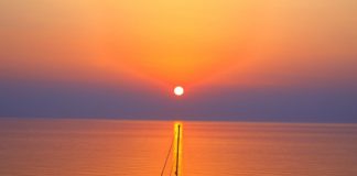 Πάρος, Σαντορίνη και Κρήτη στην πεντάδα των καλύτερων νησιών της Ευρώπης