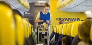 Προσλήψεις προσωπικού καμπίνας από τη Ryanair