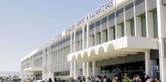 Αεροδρόμιο Ηρακλείου: Ανδρας πέταξε πυροσβεστήρα σε τζαμαρία!