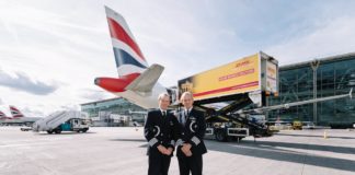 Δίδυμοι πιλότοι συνταξιοδοτούνται και αποχαιρετούν με ξεχωριστό τρόπο!