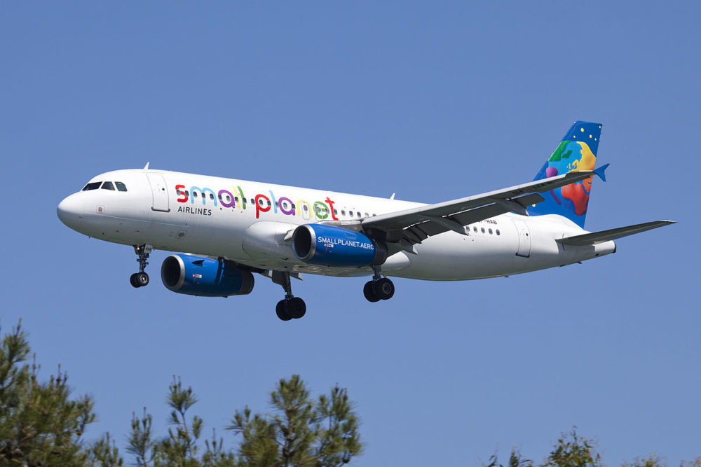 SP-HAB_A320_Small_Planet_b_(7186218559)