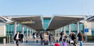 Αεροδρόμιο Λάρνακας: Έκλεψαν 8 χιλ. ευρώ από αποσκευή