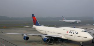 Αεροπλάνο φρέναρε απότομα κατά την απογείωση – Βρέθηκε άλλο αεροσκάφος στην πορεία του