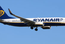Ryanair: Νέο μενού με υγιεινά σνακ και ποτά