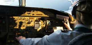 Συνελήφθησαν Αμερικανοί που κατηγορούνται ότι προμήθευσαν αεροπορική τεχνολογία στη Ρωσία