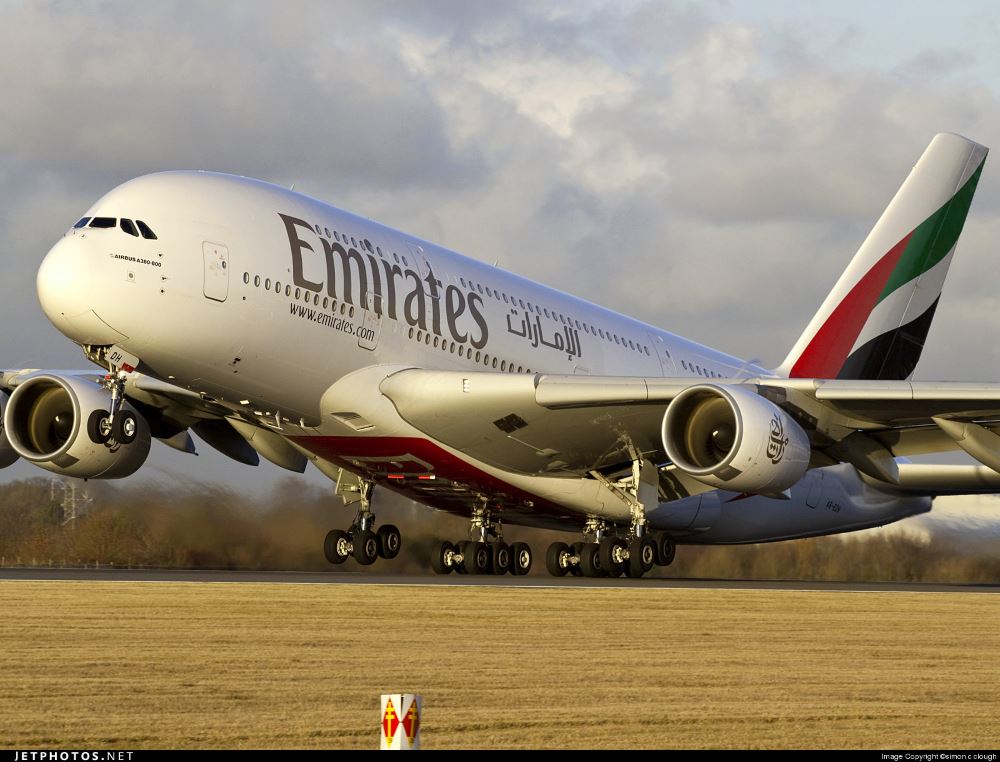 EmiratesA380atMAN