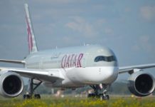 Η Qatar Airways: Αυξάνει τα μέτρα ασφαλείας στα αεροσκάφη και παρέχει «ασπίδες» προσώπου