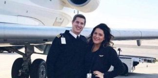 Πρόταση γάμου εν πτήσει! (βίντεο)