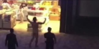 Ταϊλάνδη: Άντρας περιφερόταν γυμνός σε αεροδρόμιο (βίντεο)