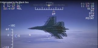 Η στιγμή που περνά ρωσικό μαχητικό ξυστά από αμερικανικό κατασκοπευτικό (βίντεο)