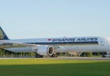 H Singapore Airlines πετά με το πρώτο Boeing 787-10!