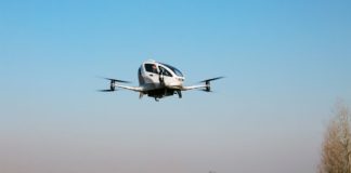 Η πρώτη πτήση drone με επιβάτες! (βίντεο)