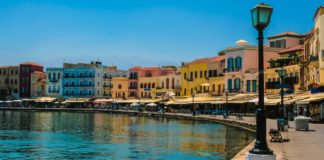 Thomas Cook: Δεύτερη η Ελλάδα στις προκρατήσεις για το 2018