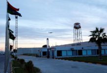 Λιβύη: Aεροπλάνο χτυπήθηκε από πυραύλους στο αεροδρόμιο