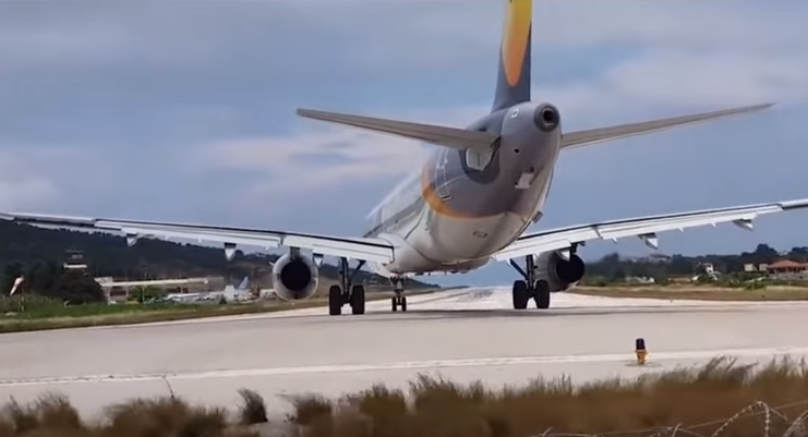 aeroplano-741x401