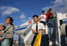 H Κίνα χαλαρώνει τα μέτρα στις διεθνείς αφίξεις