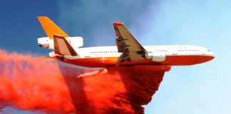 Τα αεροπλάνα που σβήνουν φωτιές σε όλο τον κόσμο