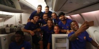 Οι άνδρες της Μπαρτσελόνα business class και οι γυναίκες στην οικονομική