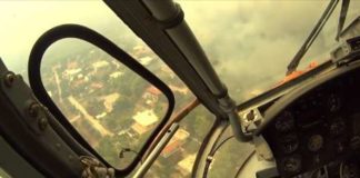 Συγκλονιστικές εικόνες από πυροσβεστικό αεροπλάνο στις φωτιές της Κινέττας