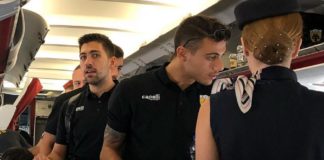 Σε πιλότο «φανατικό» οπαδό έπεσε η ΑΕΚ (vid)