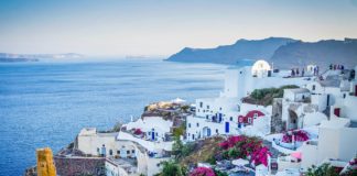 «Ρεκόρ ανθεκτικότητας σπάει ο ελληνικός τουρισμός»