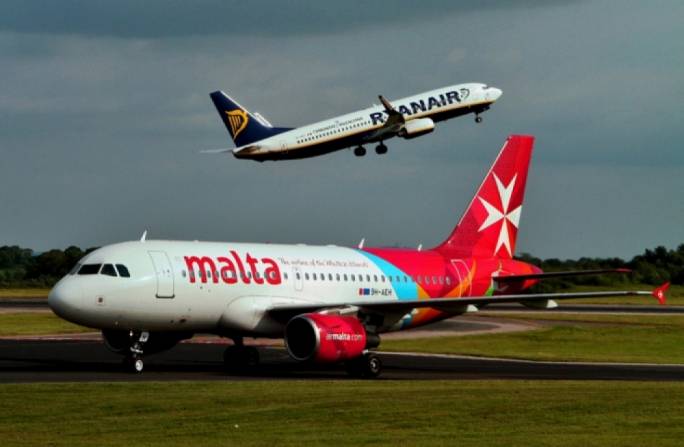 2_9391_air_malta