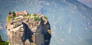 Η Deutsche Welle προβάλλει τα Μετέωρα στη Γερμανία