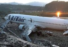 Τρόμος σε πτήση στο Σότσι: Αεροπλάνο έπιασε φωτιά (vid)