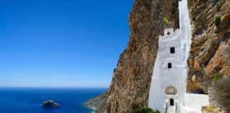 ΙΝΣΕΤΕ: To προφίλ των τουριστών που επιλέγουν την Ελλάδα για τις διακοπές τους