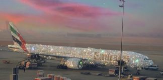 Η δημιουργός του υπέρλαμπρου αεροπλάνου της Emirates