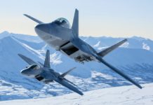 Προσγειώσεις αεροσκαφών σε χιονισμένο αεροδρόμιο της Αλάσκας