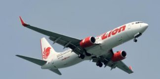 Βρέθηκε το “μαύρο κουτί” της μοιραίας πτήσης της Lion Air