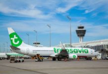 Αναγκαστική προσγείωση Boeing 737- Μπήκαν πουλιά στον κινητήρα
