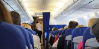 Στον αέρα με το… εσώρουχο