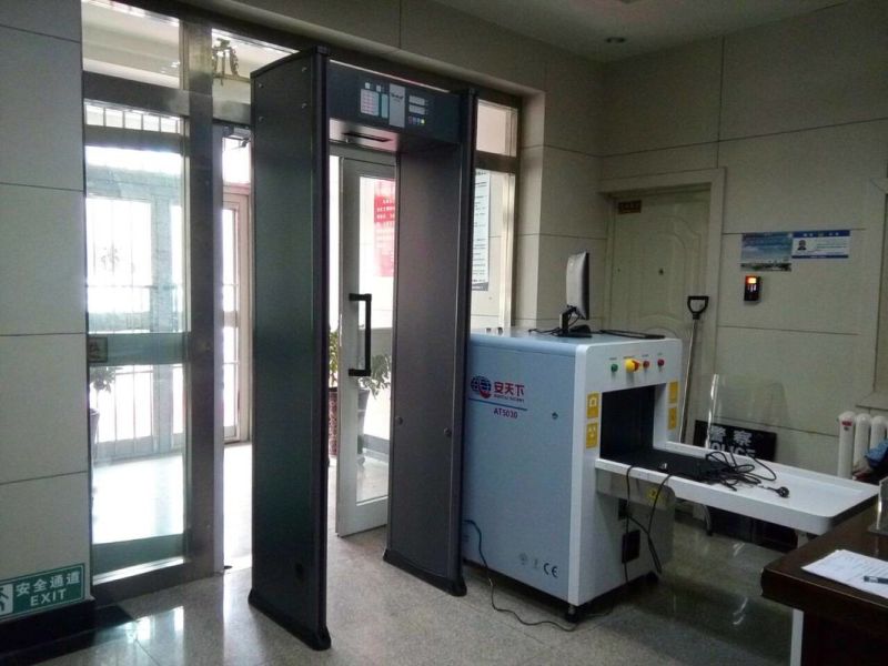 pl19193551-at_iiic_indoor_walk_through_security_scanners_airport_security_metal_detectors