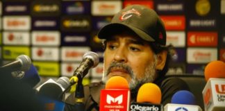 Σύλληψη του Μαραντόνα στο αεροδρόμιο του Μπουένος Άιρες