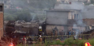 17 νεκροί από συντριβή στρατιωτικού αεροσκάφους