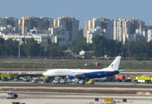 Τελ Αβίβ: Αεροπλάνο προσγειώθηκε χωρίς λάστιχα