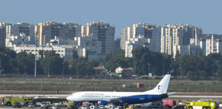 Τελ Αβίβ: Αεροπλάνο προσγειώθηκε χωρίς λάστιχα