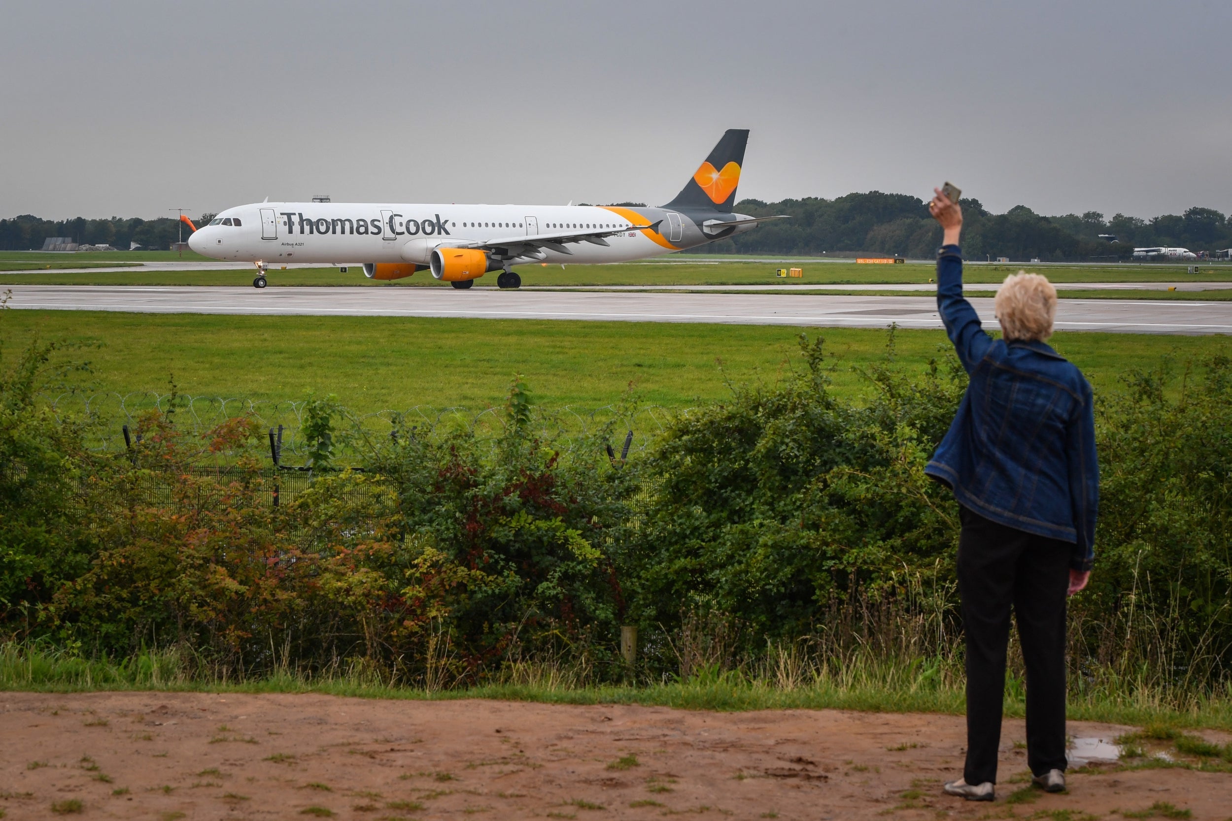 thomas-cook-manchester-airport