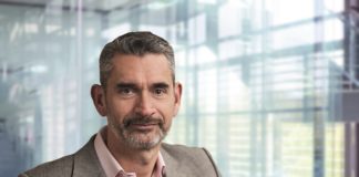 Ο Nick Bray στην Travelport