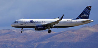 Βίντεο: H λύση της JetBlue για όσους αγχώνονται στα αεροπορικά ταξίδια