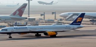 Icelandair: Ανακοίνωσε 2.000 απολύσεις και μειώσεις μισθών