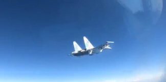 «Αερομαχία» ρωσικού μαχητικού με αμερικανικό αεροσκάφος πάνω από τη Μεσόγειο