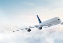 H Γαλλία βάζει στο στόχαστρο τις αεροροπορικές χαμηλού κόστους