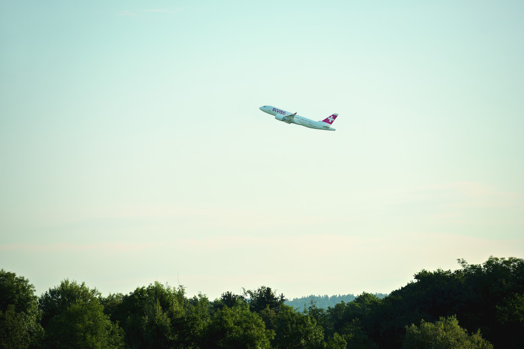 A220-300